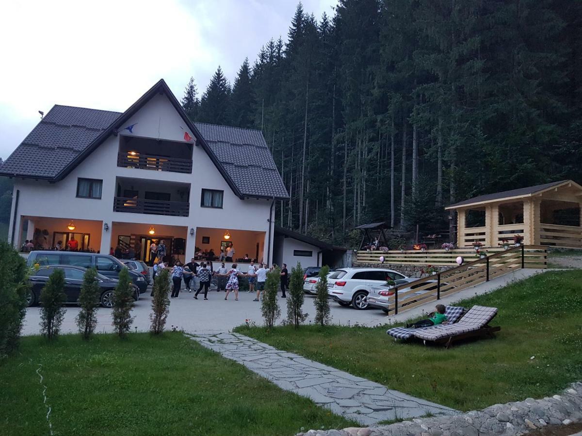 Perla Padurii Hotell Valea Mare  Eksteriør bilde